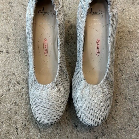 Amalfi By Rangoni 8.5 NEW  Gray Heels with Chunky Heel- pillow soft elastic heel - Picture 2 of 16